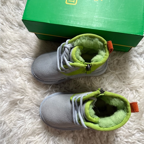 UGG Sesame Street Kids Shoes - Gray and Green - Picture 2 of 8